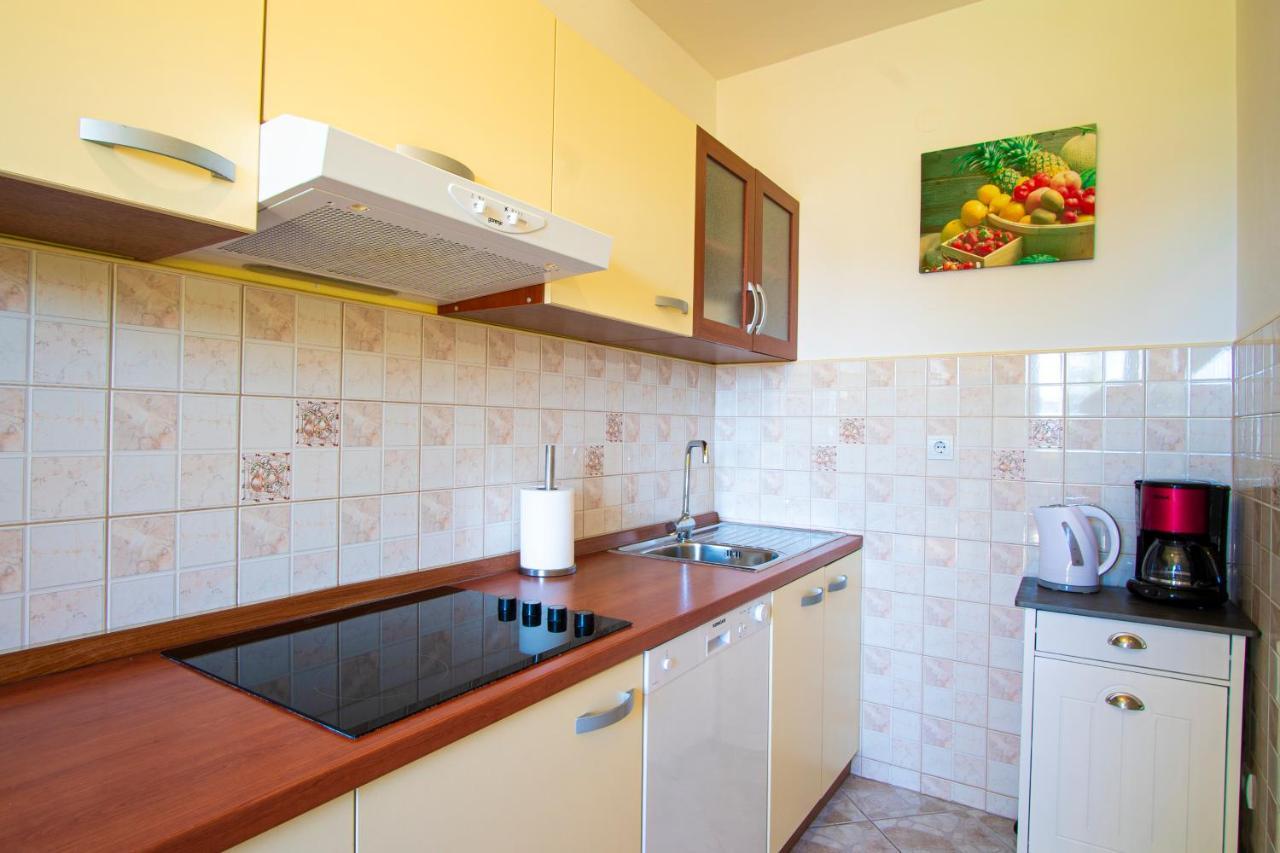 Apartman Luka Fažana Extérieur photo